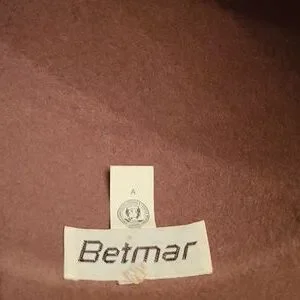 betmar | Accessories | Betmar Womens Wool Saturno Cappello  display picture 3